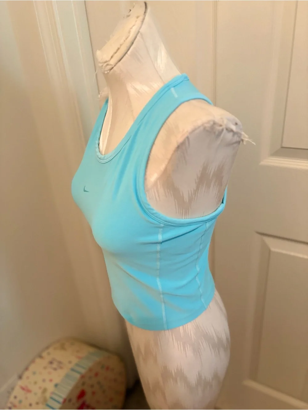 Nike girls  Light Blue Racerback Crop Tank L 12/14